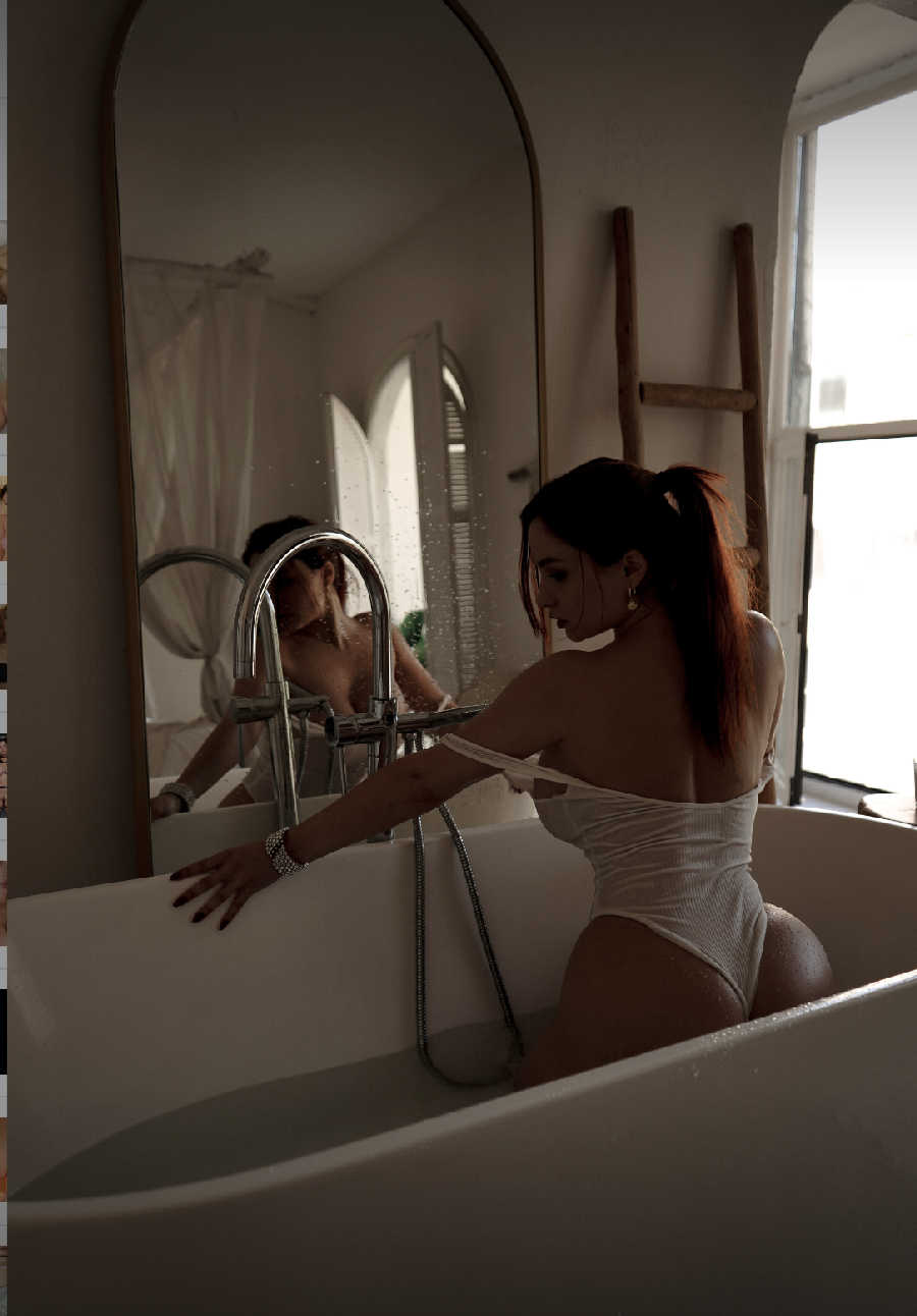 A playful frame from Miranda Faith nude — online in Johannesburg